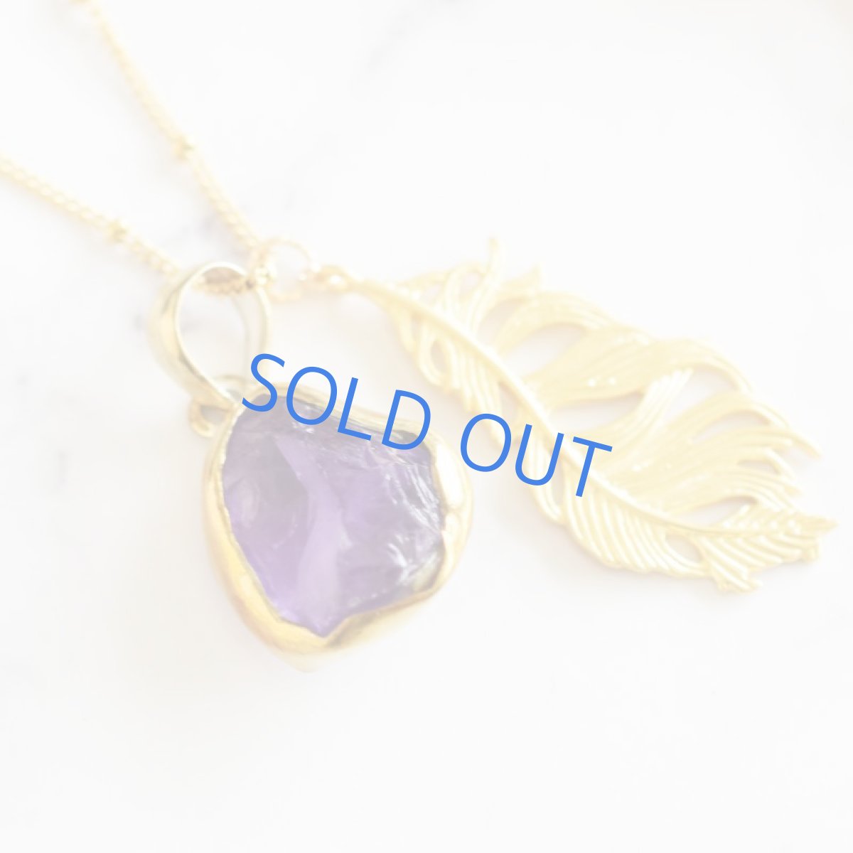 画像9: 【残り1】原石ラフロック　大粒アメジスト　フェザーチャーム　金属アレルギー対応サージカルステンレス60cm (9)