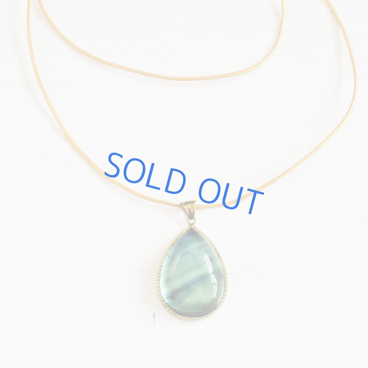 画像5: 【1点もの・セッティングB】超大粒 マルチフローライト ペンダント 革コード約85センチネックレス (5)