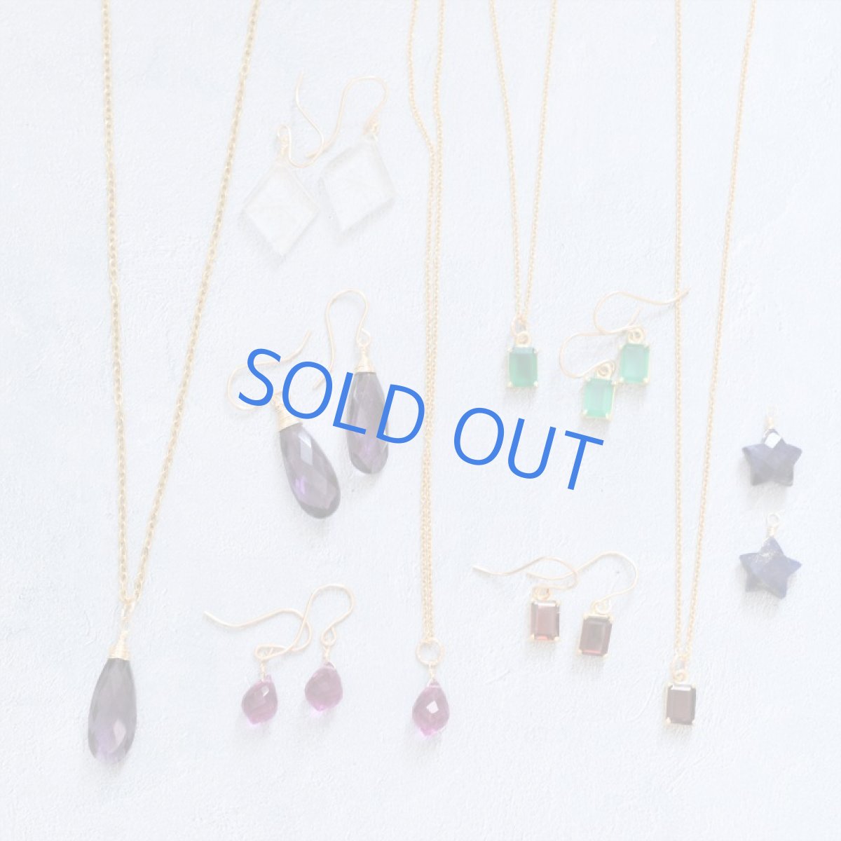 画像14: 30％OFF SALE【限定数のみ】パープルクォーツ　細長大粒ペアシェイプ　ワイヤー巻　サージカルステンレスフックピアス  (14)