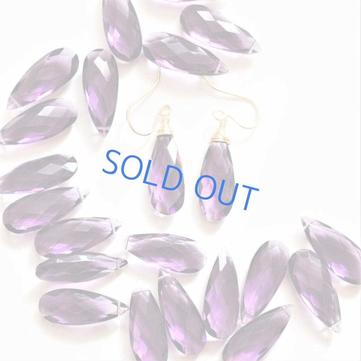 画像9: 30％OFF SALE【限定数のみ】パープルクォーツ　細長大粒ペアシェイプ　ワイヤー巻　サージカルステンレスフックピアス  (9)