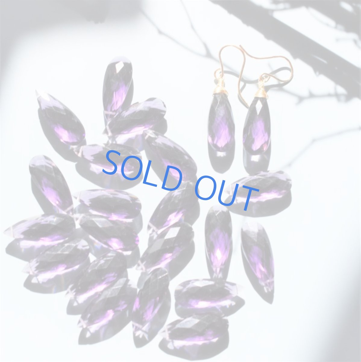 画像5: 30％OFF SALE【限定数のみ】パープルクォーツ　細長大粒ペアシェイプ　ワイヤー巻　サージカルステンレスフックピアス  (5)
