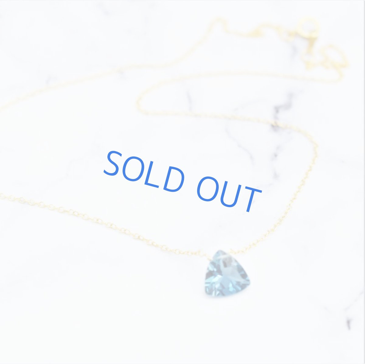 画像8: Creema特集掲載【訳あり・残り3】宝石用ルース　大粒　ロンドンブルートパーズ　トライアングルジェム　サージカルステンレスネックレス40cm (8)