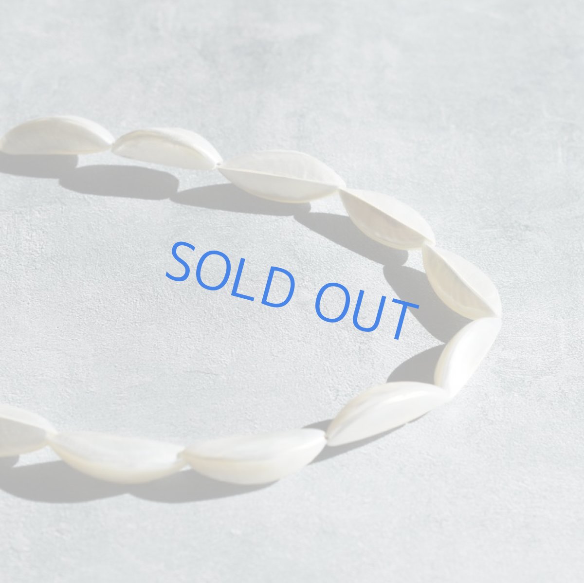 画像3: 【限定数のみ】シェルパール(トロカシェル）　連なり三日月　ショートネックレス約46cm+5cm (3)