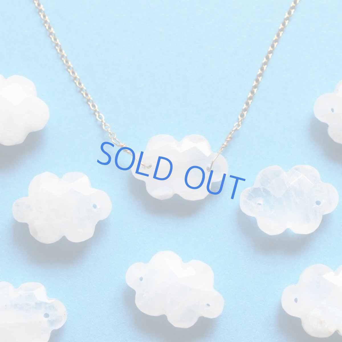 画像1: 訳ありSALE【残り2】もくもく　白い雲　レインボームーンストーン　40cmサージカルステンレスネックレス (1)