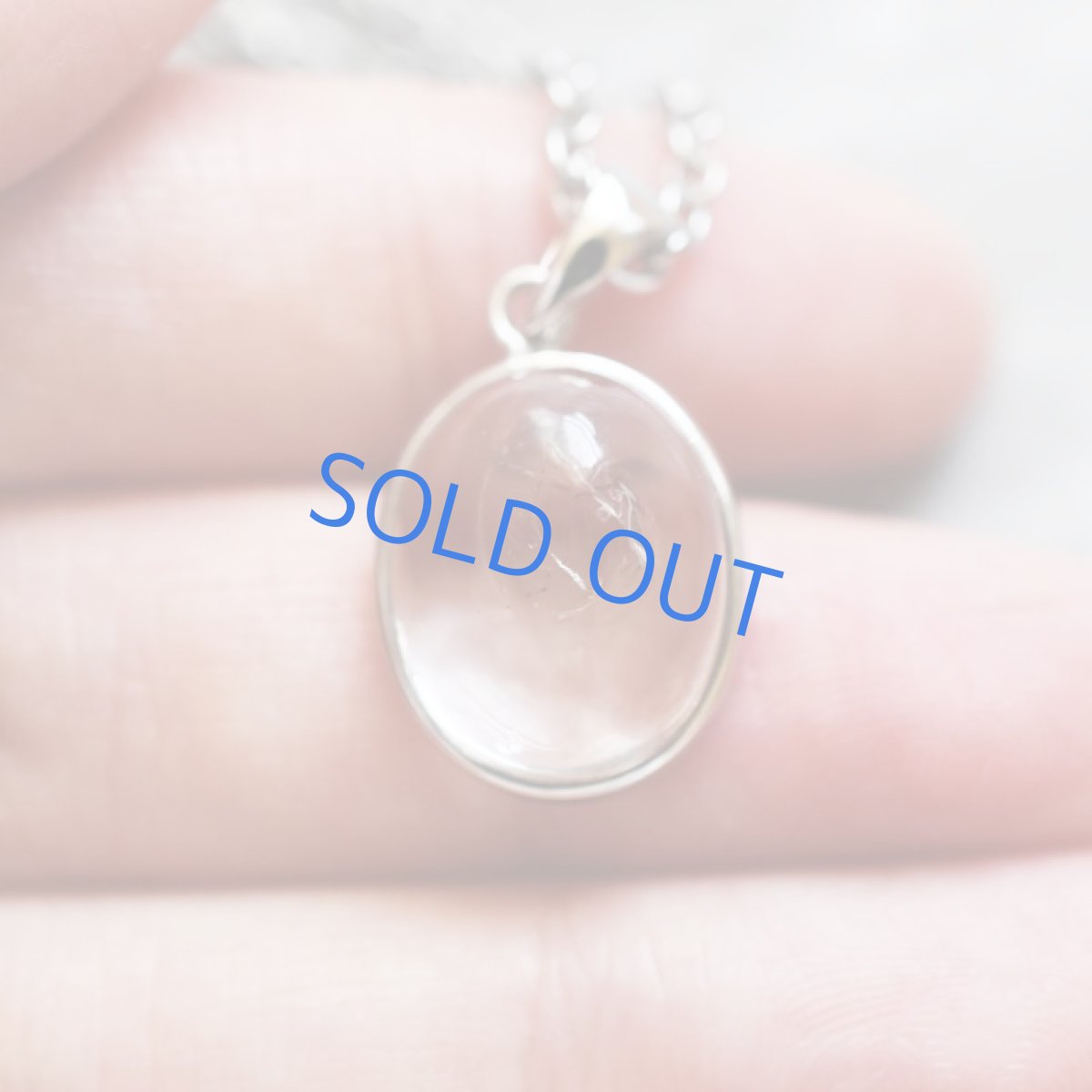 画像5: 夏の新作【1点もの・B】希少石! 水入り水晶(クリスタル) シルバーサージカルステンレスチェーン 45+5cm  (5)