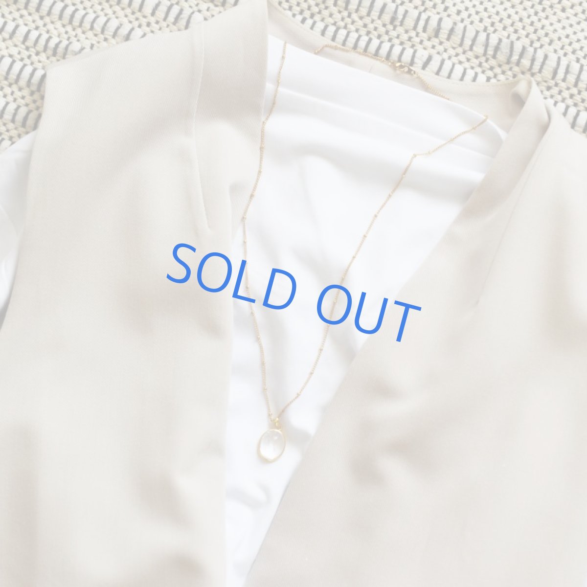 画像6: 夏の新作【1点もの・D】希少石! 水入り水晶(クリスタル) ゴールドサージカルステンレスチェーン 60cm (6)