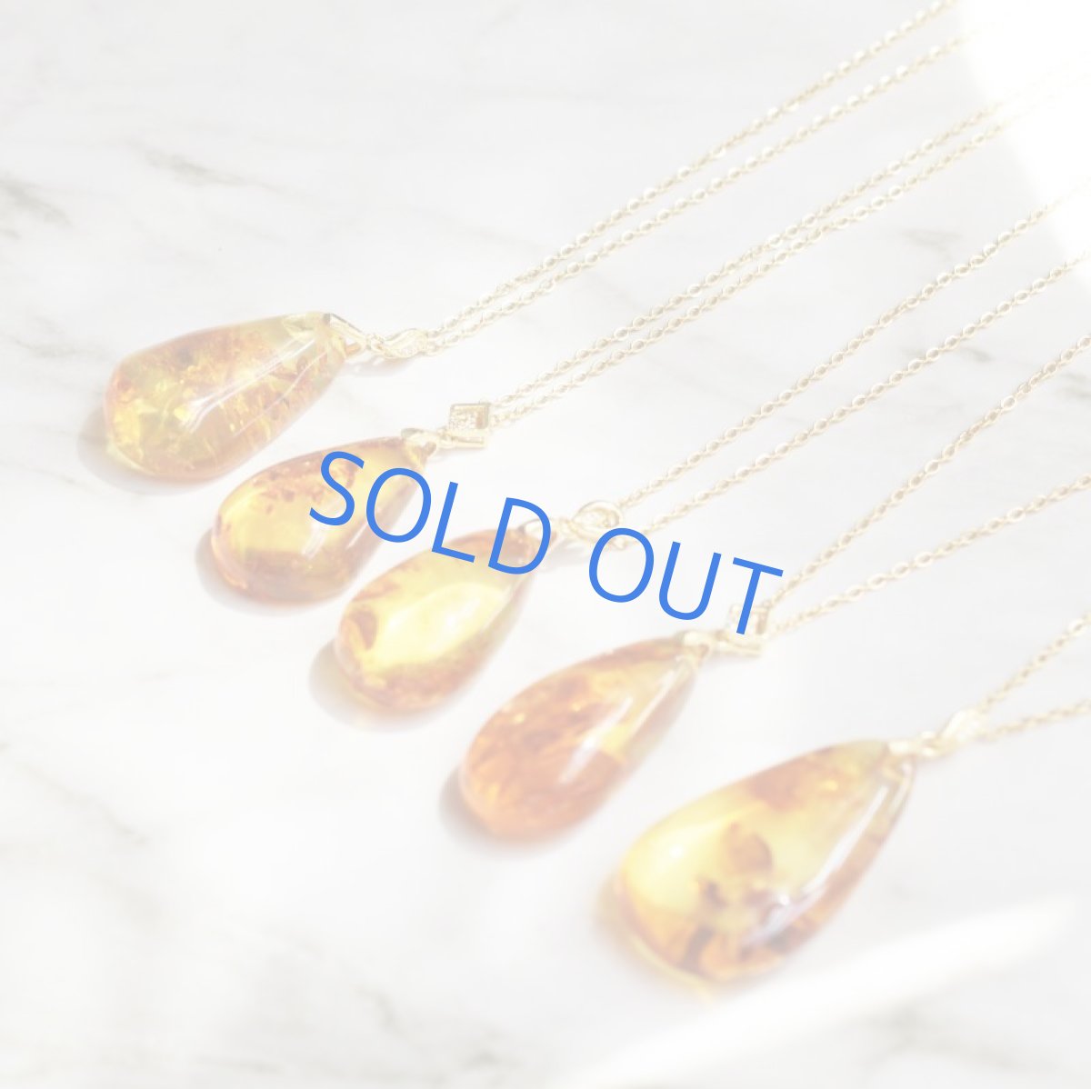 画像21: 【残りE】バルト海産　超大粒　クラック　アンバー(琥珀）　サージカルステンレスネックレス60cm  (21)