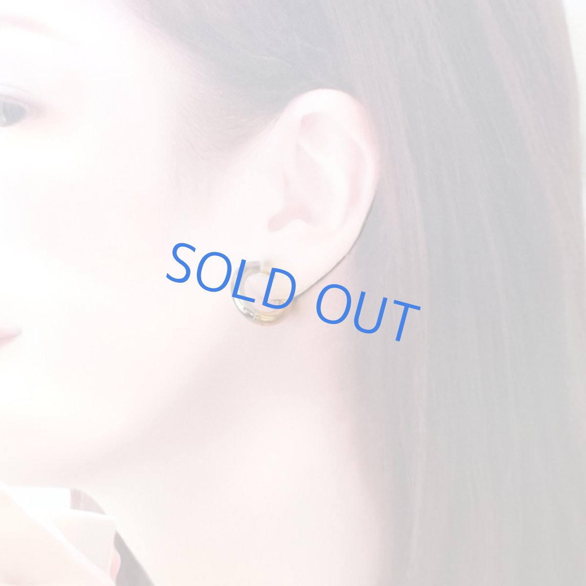 画像8: 冬の新作【316Lサージカルステンレス】バイカラー　ゴールド＆シルバー　リバーシブル　チャンキーフープピアス  (8)