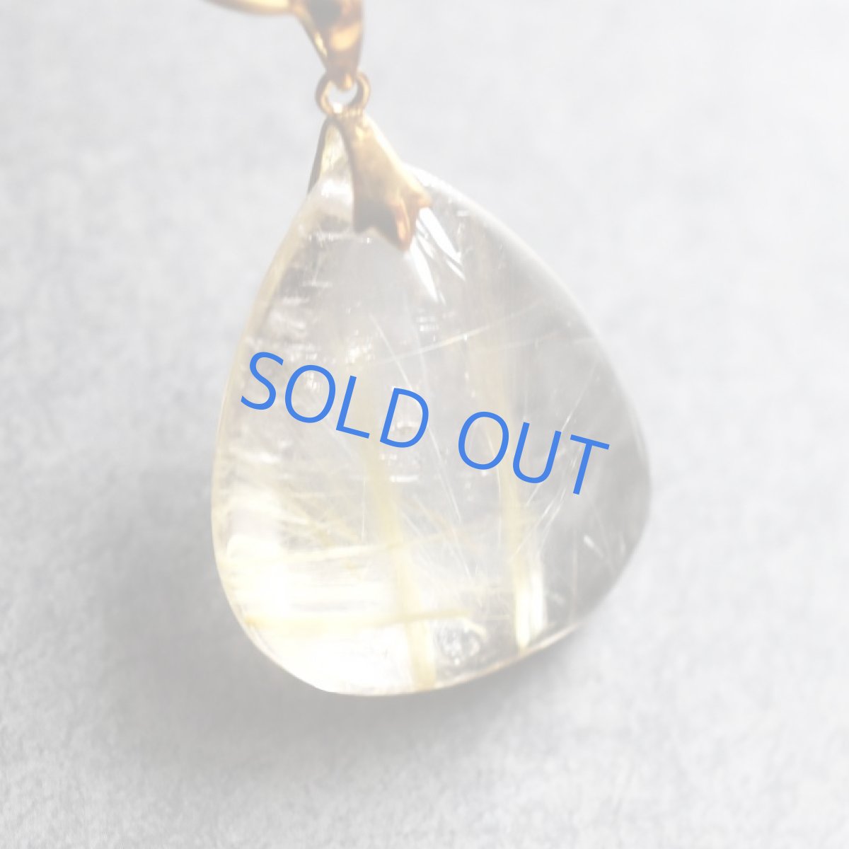 画像3: 春の新作【1点もの】超大粒　タイチン　ゴールドルチルクォーツ　サージカルステンレスネックレス  (3)