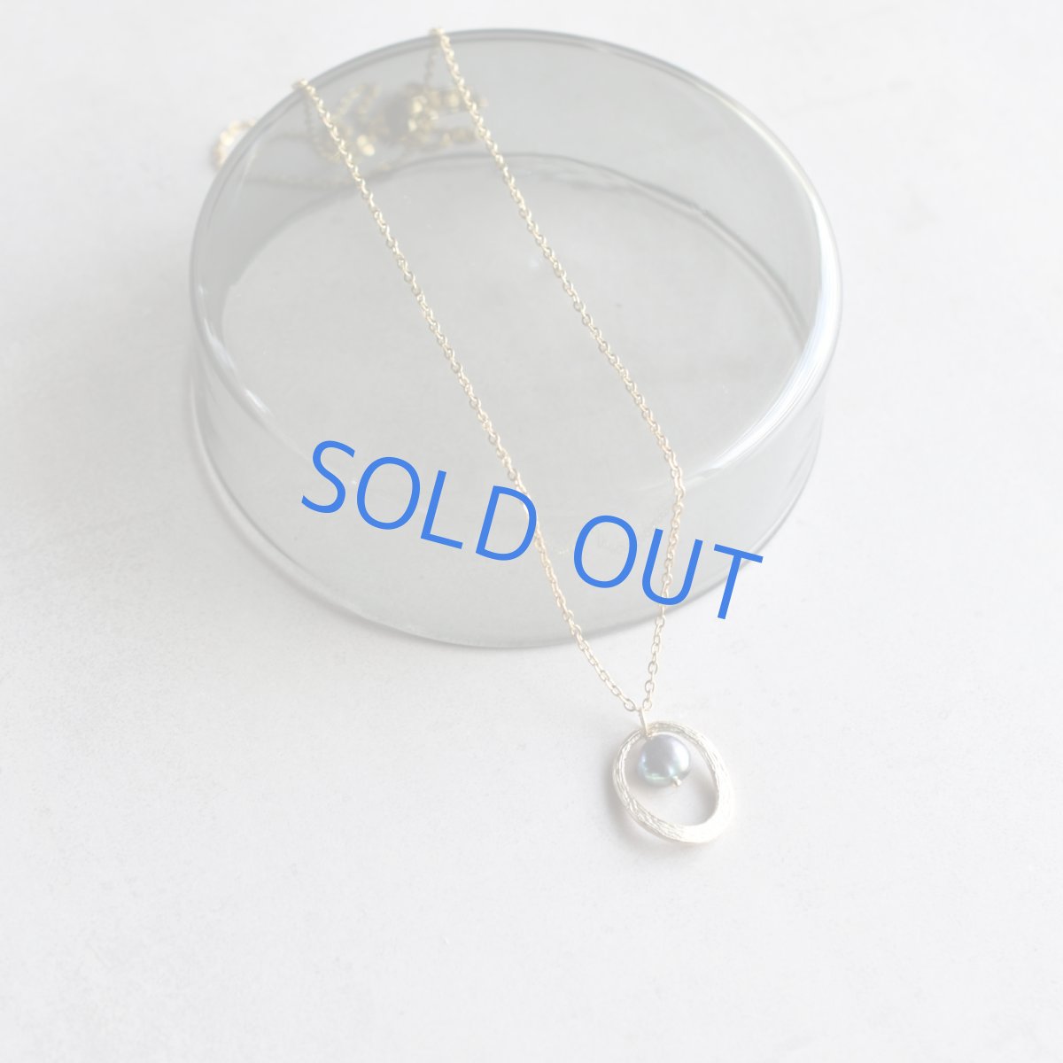 画像6: 特別商品【残り1】ブルーグレー淡水パール　オーバルリング　サージカルステンレスロングネックレス60cm (6)