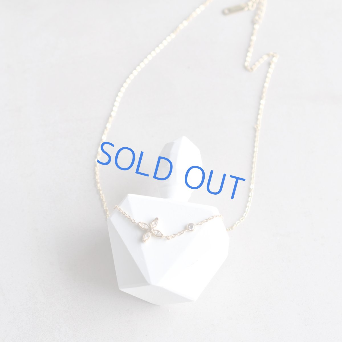 画像3: 秋冬新作【限定数のみ】ジルコニア付　フラワーチャーム　サージカルステンレスネックレス41+5cm  (3)