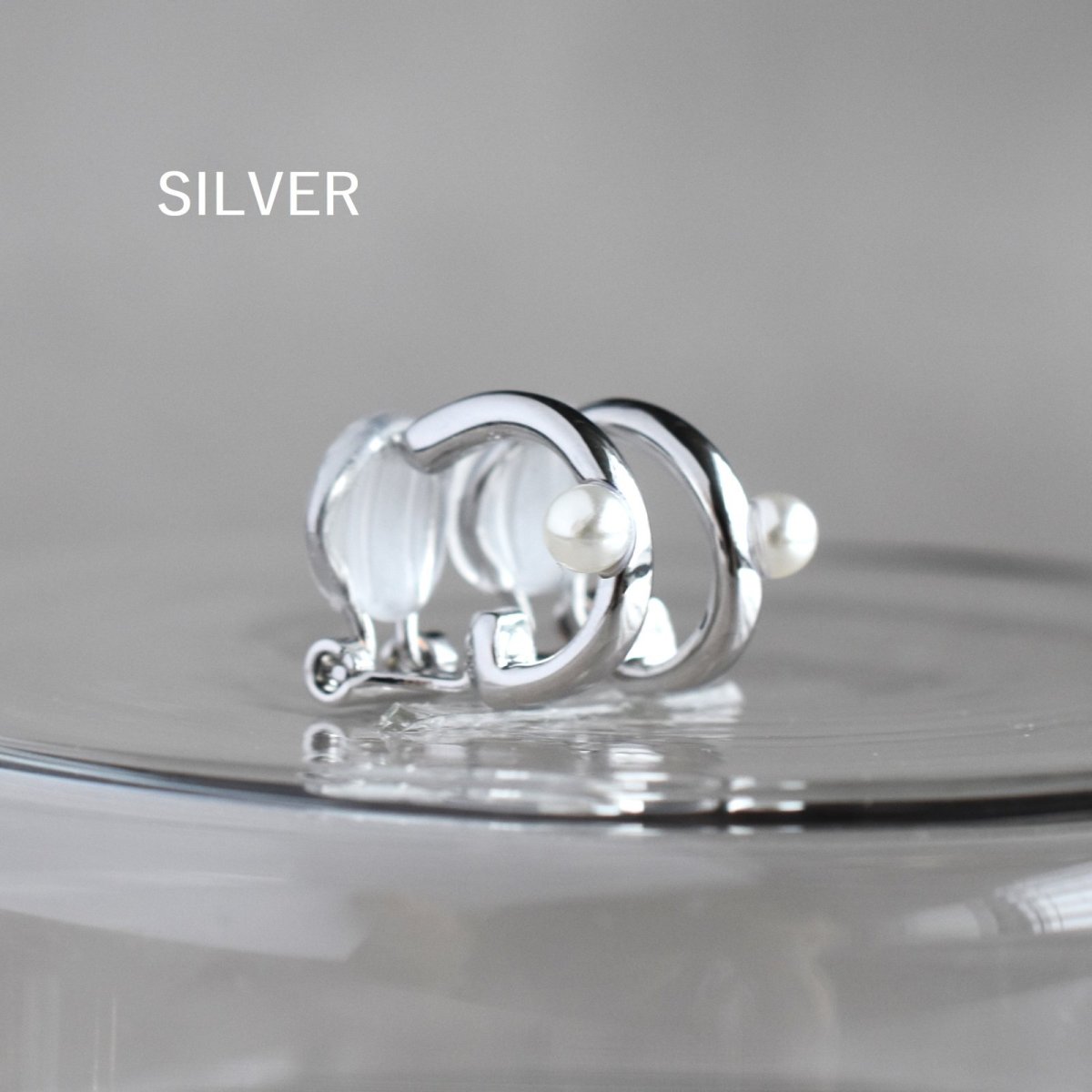 画像8: 秋の新作　ピアス風！　痛くなりにくい金具　シンメトリー　小さなパール　デザインフープイヤリング  (8)