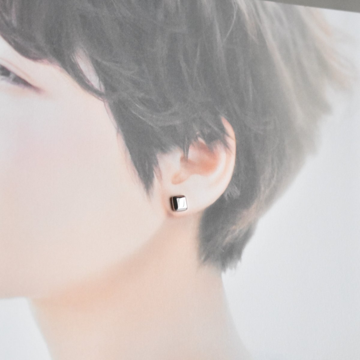 画像7: 秋の新作【金属アレルギー対応！】メンズも使える！男女兼用　スクエア　タイル　一粒　サージカルステンレス  (7)