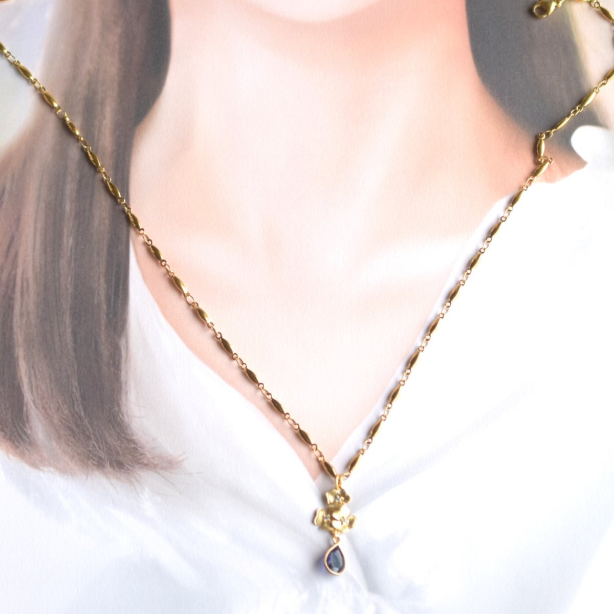 画像8: 【残り2】フラワーチャーム　AAA　アイオライト　18Kメッキフレーム　サージカルステンレスネックレス  (8)