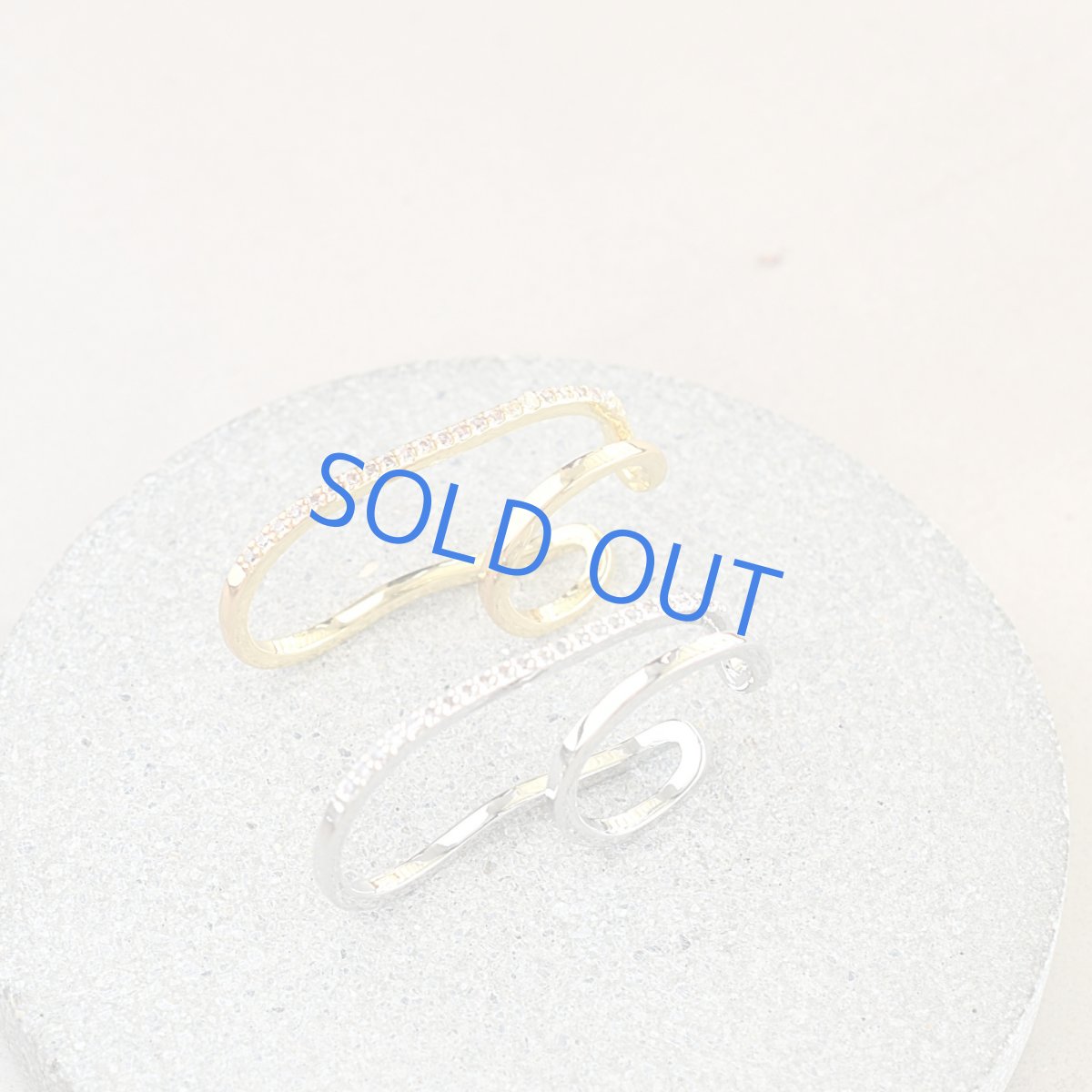 画像5: 残り各1【限定販売】煌めく　ジルコニア　ダブルライン　二本指リング（指輪） (5)