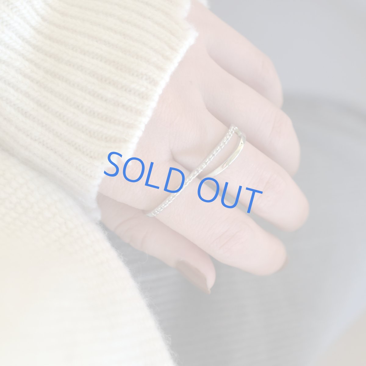 画像7: 残り各1【限定販売】煌めく　ジルコニア　ダブルライン　二本指リング（指輪） (7)