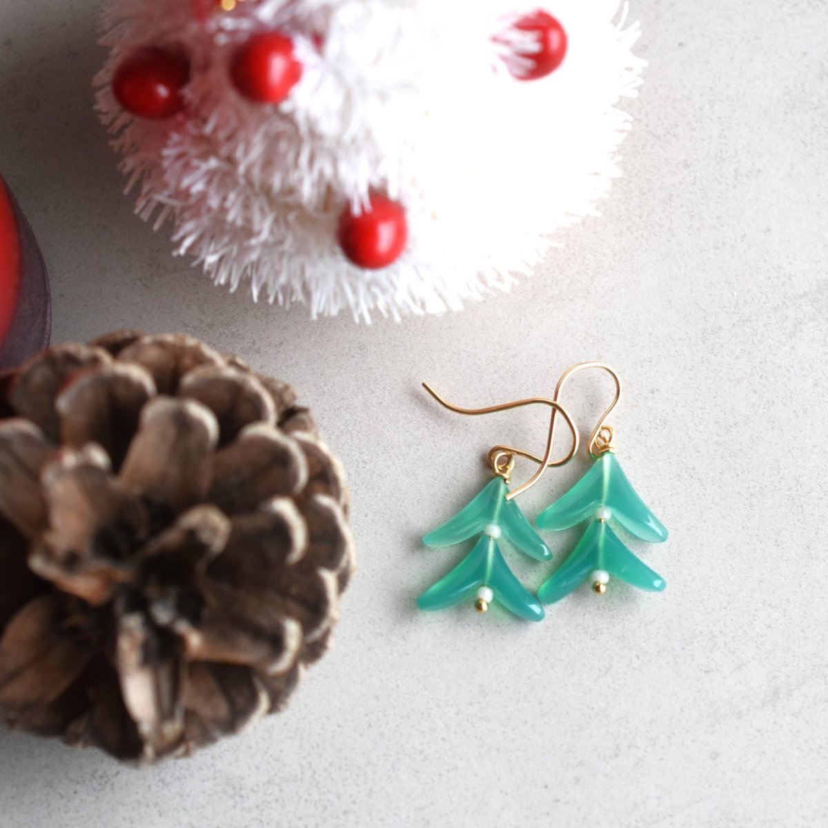 画像4:  冬の新作【限定14ペアのみ】クリスマスツリー　モミの木　グリーンオニキス　サージカルステンレスフックピアス  (4)