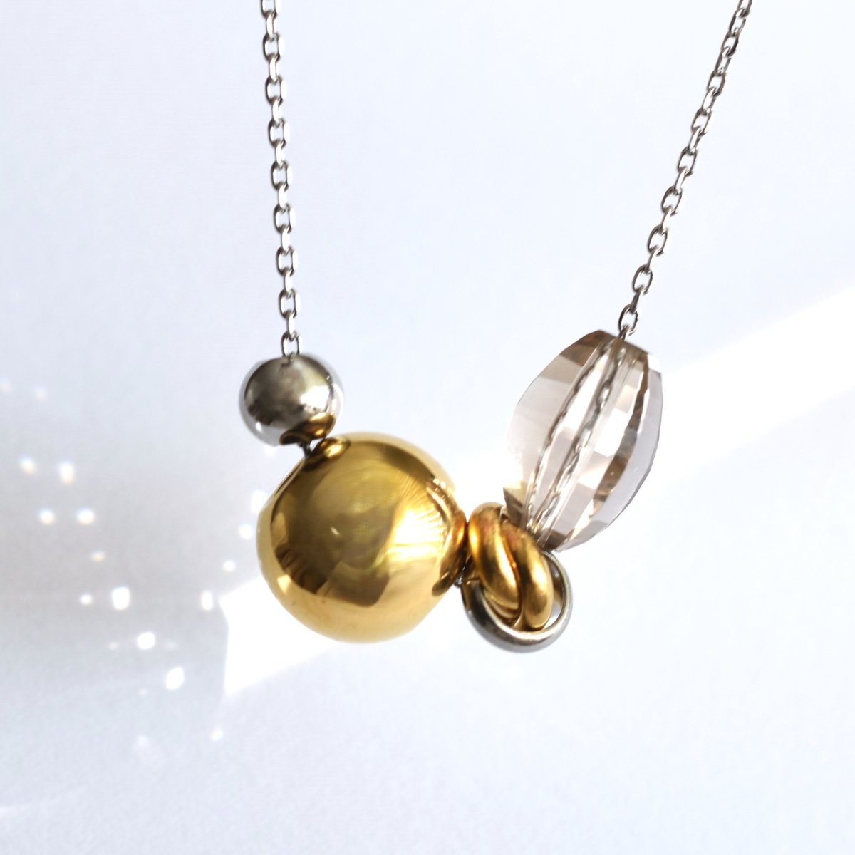 画像4: 冬の新作【限定数のみ】スモーキークォーツ　メタルボール　シルバーサージカルステンレスネックレス70cm  (4)