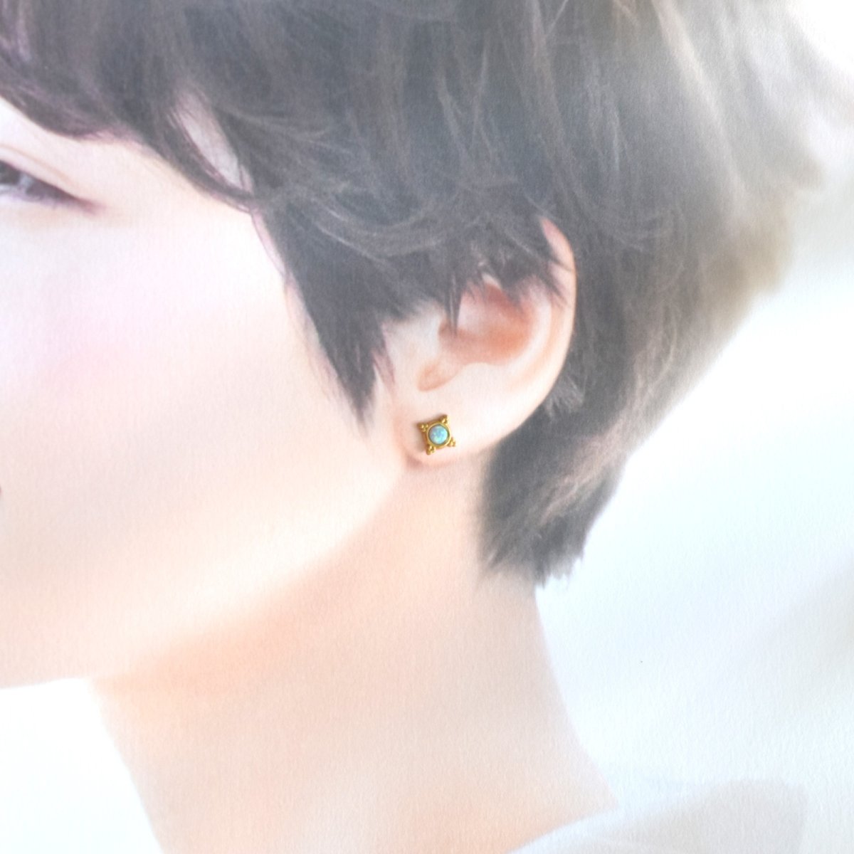 画像8: Creema特集掲載　揺らめく遊色　ブルーオパール　クラシックフレーム　小さな　サージカルステンレスピアス  (8)