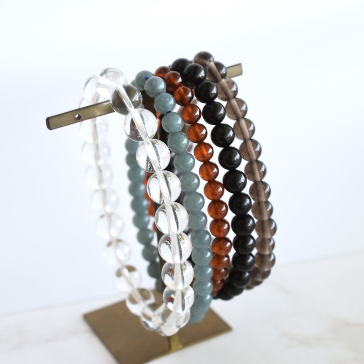 画像10: 春の新作【残り2・お守り】エンジェルラダークォーツ　クリア　丸珠　数珠ブレスレット  (10)