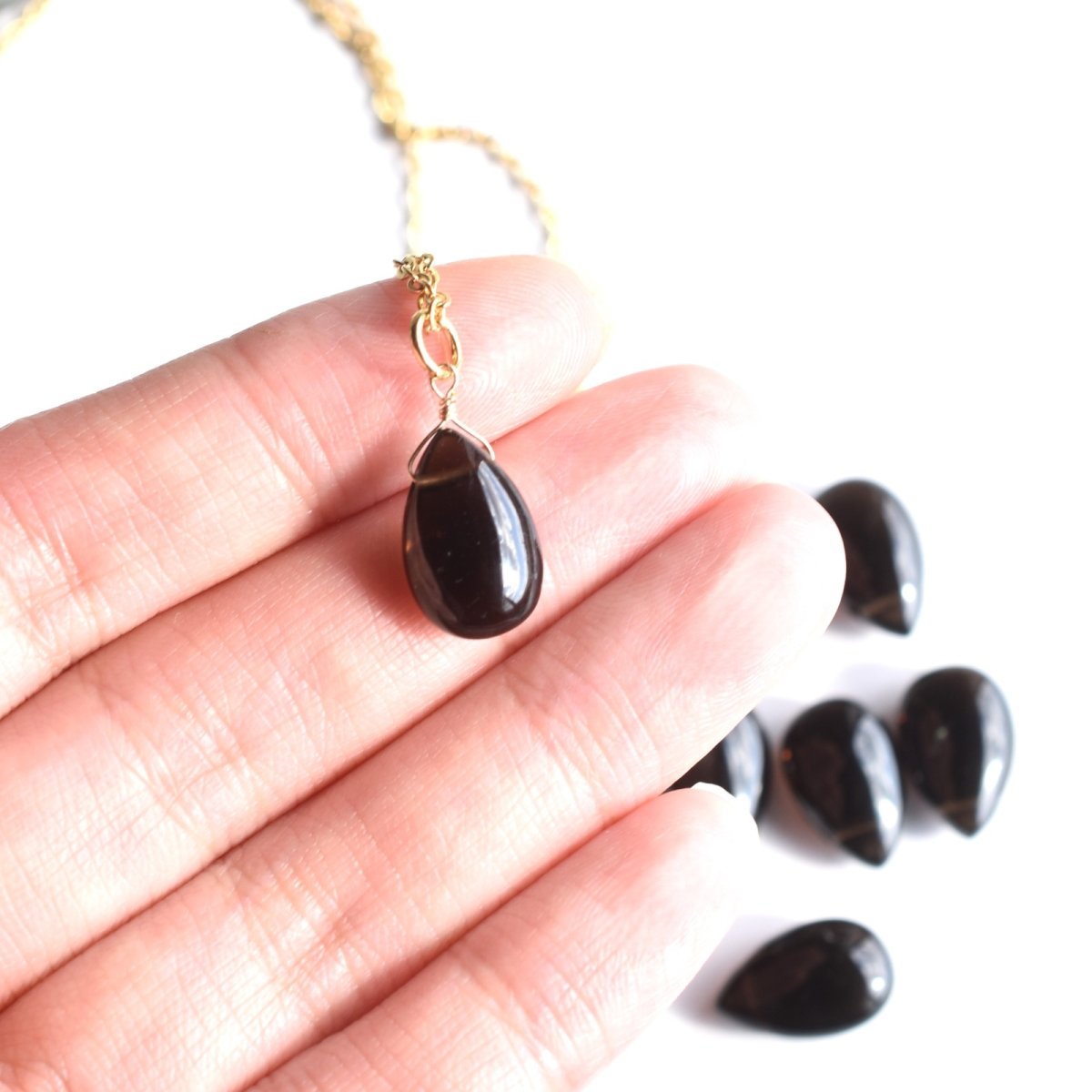 画像6: 春の新作【限定数】AAA つるりん　スモーキークォーツ　ペアシェイプ　　サージカルステンレスネックレス40cm  (6)