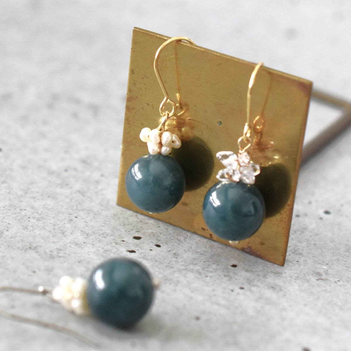 画像5: 春の新作【イヤリングへの変更可】希少！　グアテマラ産　マンサーノ翡翠　サージカルステンレスフックピアス　  (5)