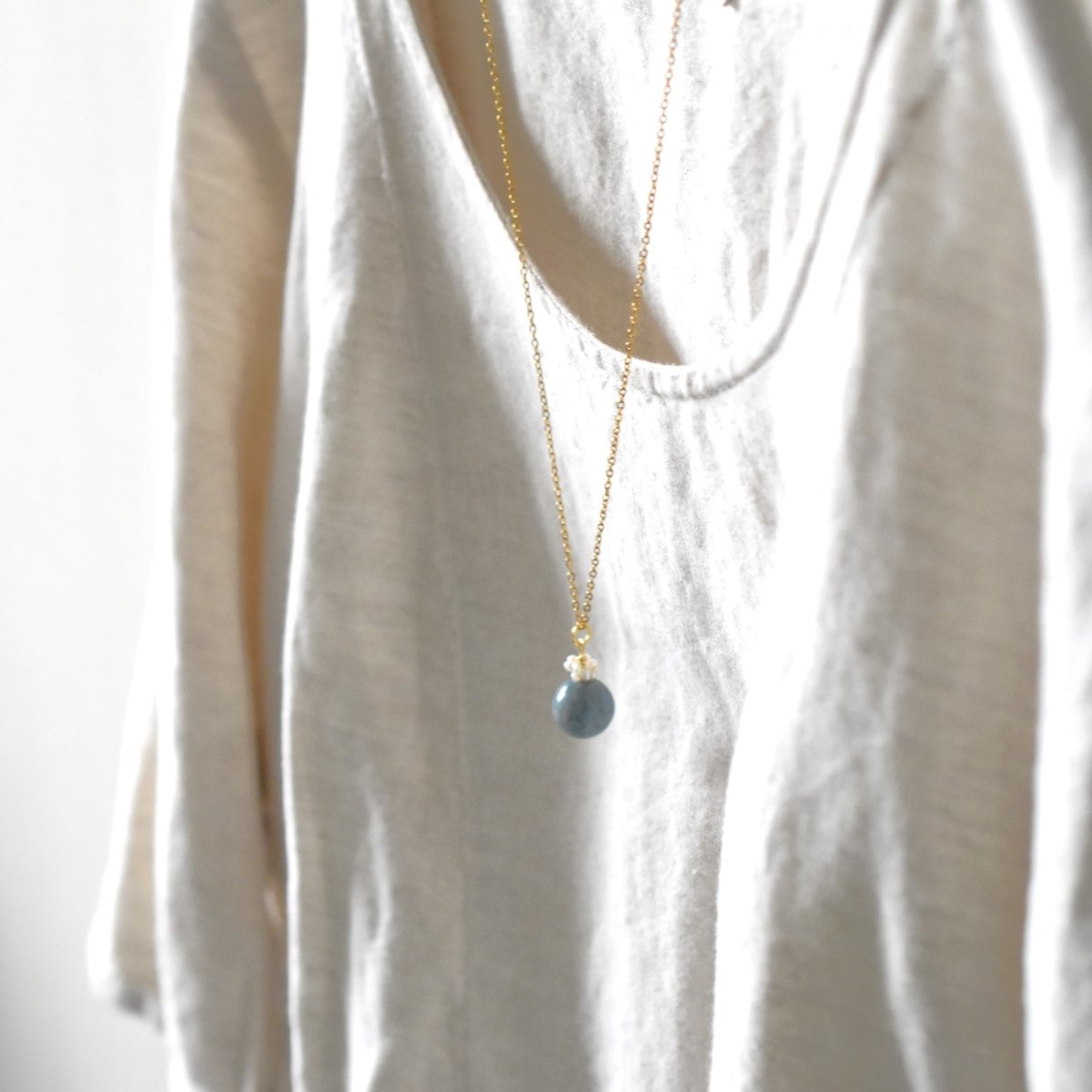 画像4: 春の新作【限定数のみ】希少！　天然色　青瑪瑙　サージカルステンレスネックレス　40cm　  (4)