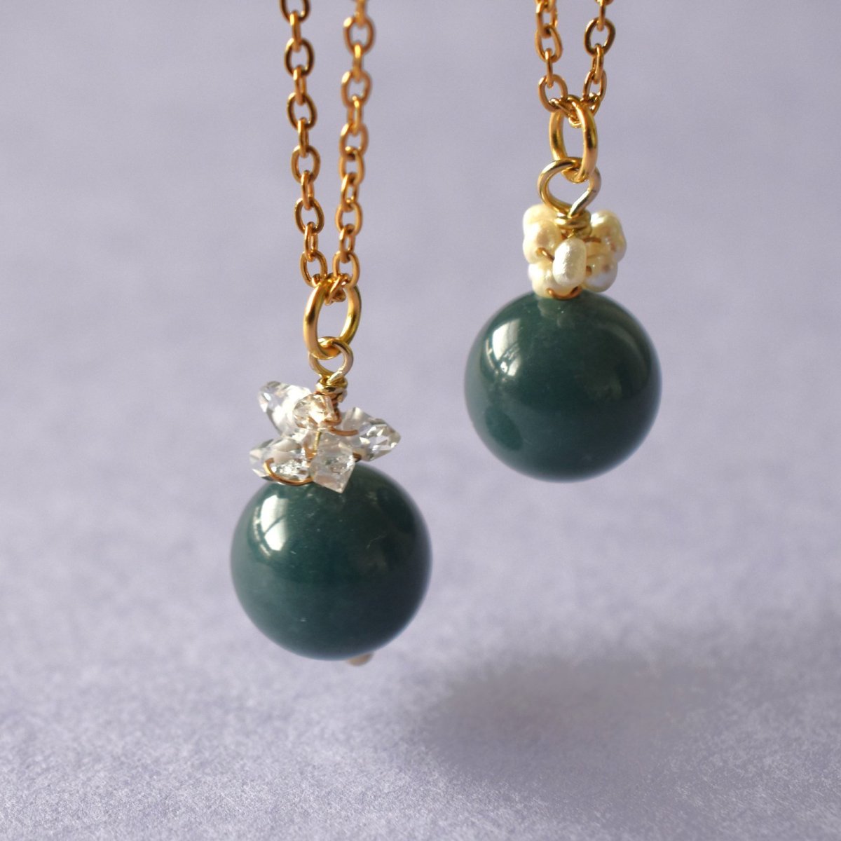 画像4: 春の新作【限定数のみ】希少！　グアテマラ産　マンサーノ翡翠　サージカルステンレスネックレス　40cm　 　  (4)