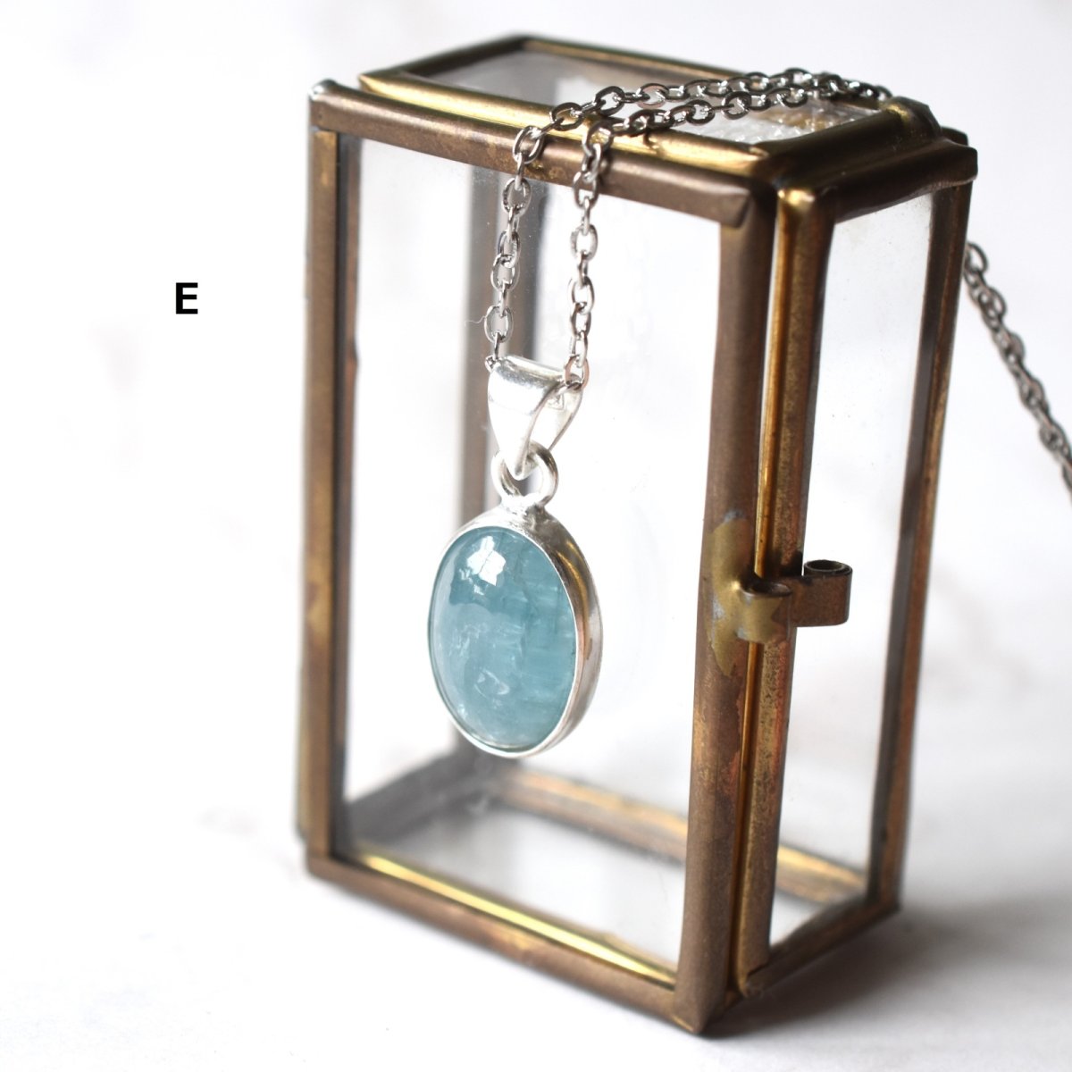 画像14: 夏の新作【1点もの・選べる】希少!大粒 タンザニア産 アクアカイヤナイト サージカルステンレスネックレス 40cm   (14)