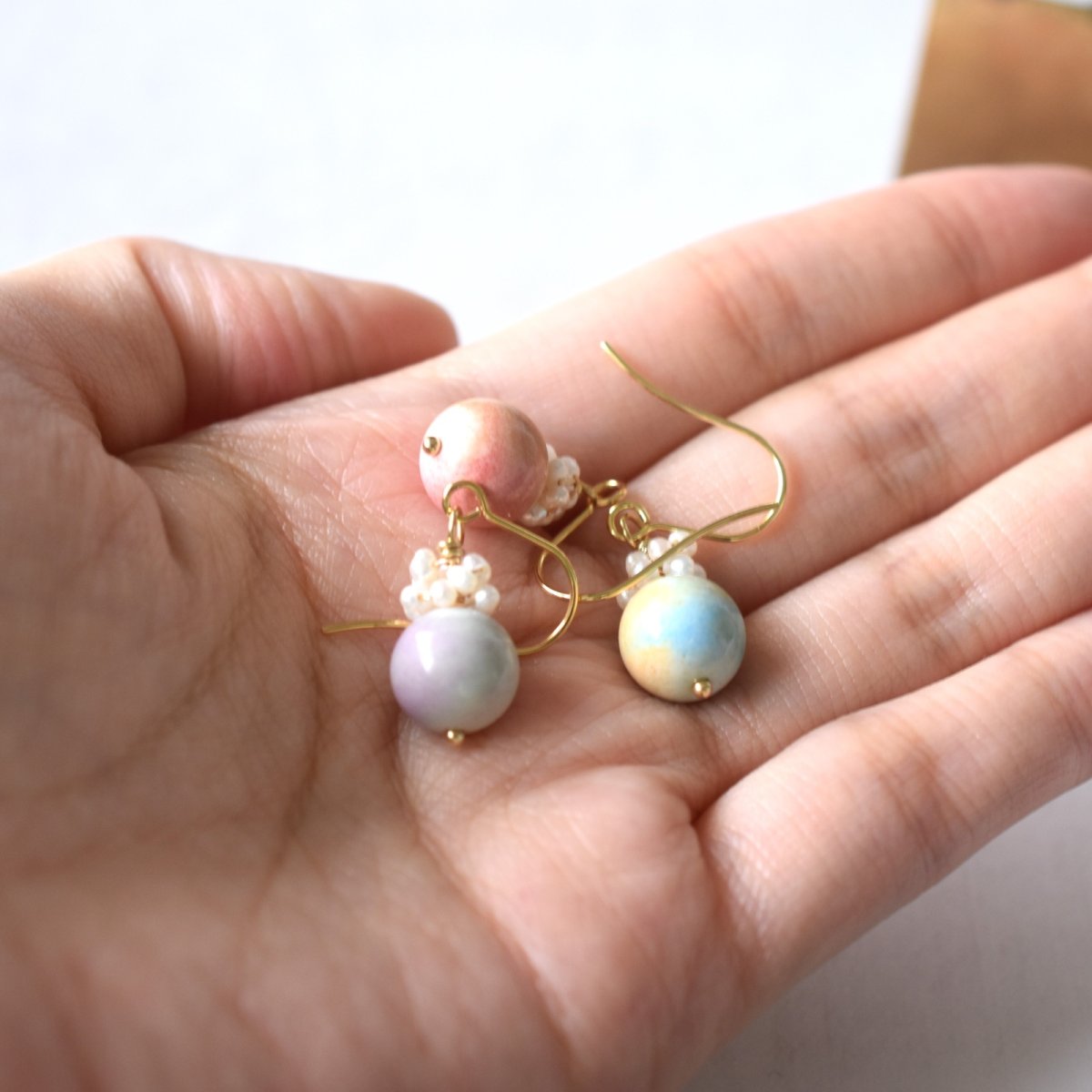 画像24: 夏の新作【各限定数のみ】希少石！　マカロンカラー　アラシャンアゲート　サージカルステンレスフックピアス  (24)