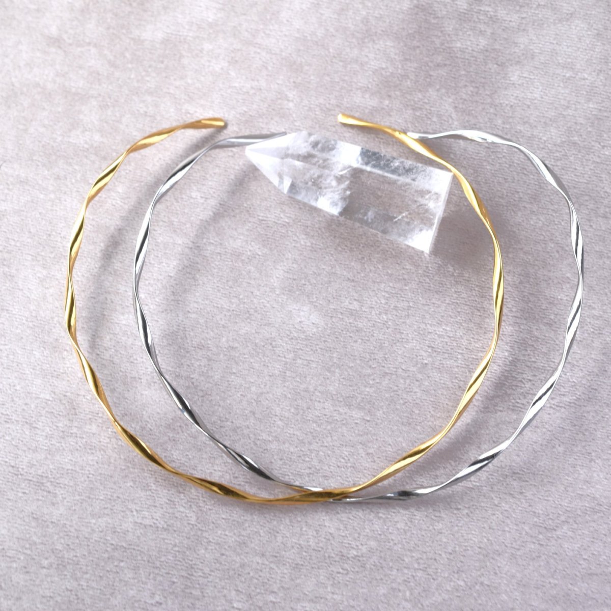 画像8: 夏の新作【汗のかく季節に！選べる】サージカルステンレス製　ツイスト　ネックバングル  (8)