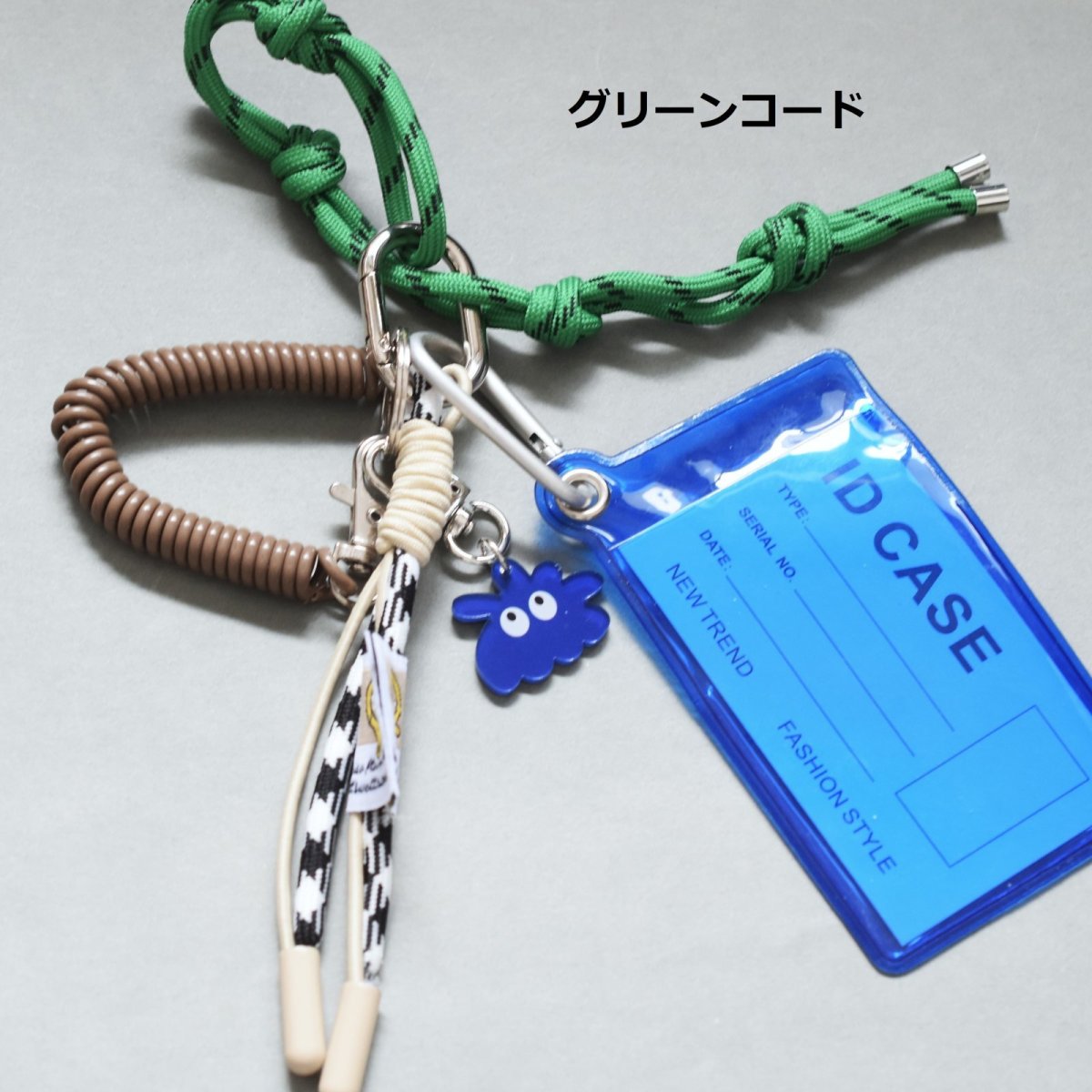 画像3: グリーンのみ【不思議な生き物】男女兼用！　クラシック　アクリルコード　カラビナ　バッグチャーム・カードホルダー  (3)