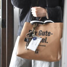 画像13: WEB店限定価格【不思議な生き物】男女兼用！　クラシック　アクリルコード　カラビナ　バッグチャーム・カードホルダー  (13)