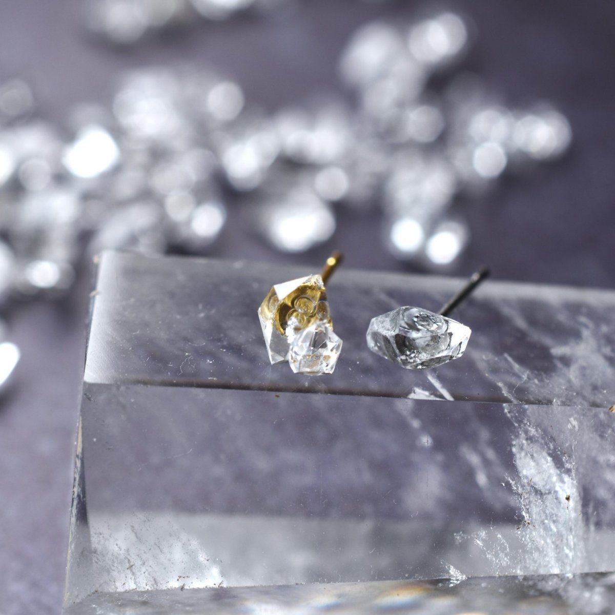 画像10: 夏の新作【片耳・両耳選べる】煌めく一粒　NYハーキマーダイヤモンドクォーツ　サージカルステンレス　スタッドピアス  (10)