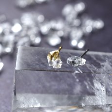 画像10: 夏の新作【片耳・両耳選べる】煌めく一粒　NYハーキマーダイヤモンドクォーツ　サージカルステンレス　スタッドピアス  (10)