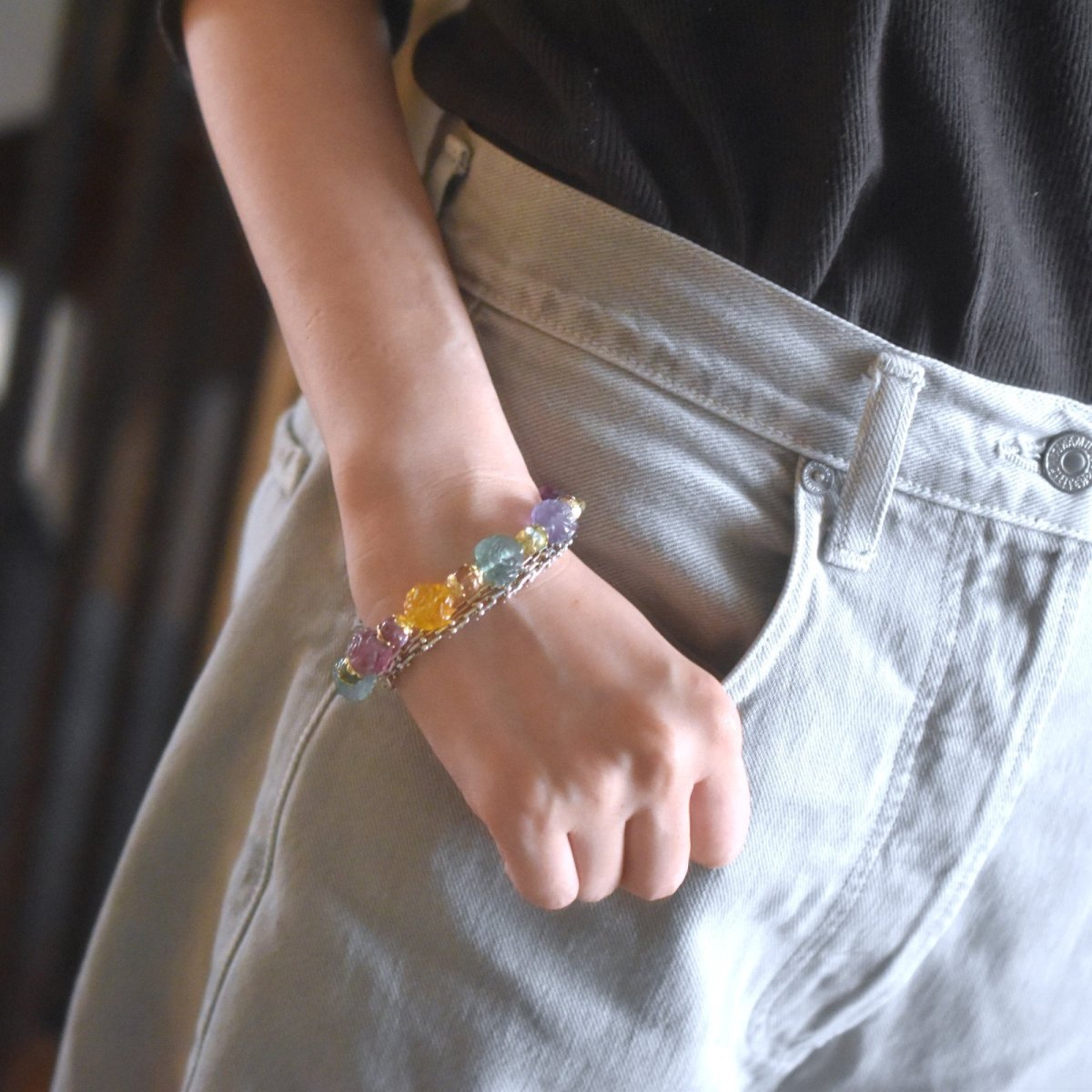 画像13: 夏の新作【残り6】薔薇の季節に キャンディーカラー♪ フローライト ローズ お守り ブレスレット   (13)