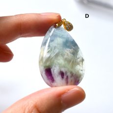 画像10: 今回のみ再入荷【各1点もの】天使の羽　希少石　超大粒　フェザーインフローライト　ネックレス（革コード）約85cm  (10)