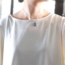 画像8: 夏の新作【ハワイブルー】超大粒　南の島　クリソコラ　クリスタル　カボション　ネックレス（サージカルステンレス）50cm  (8)