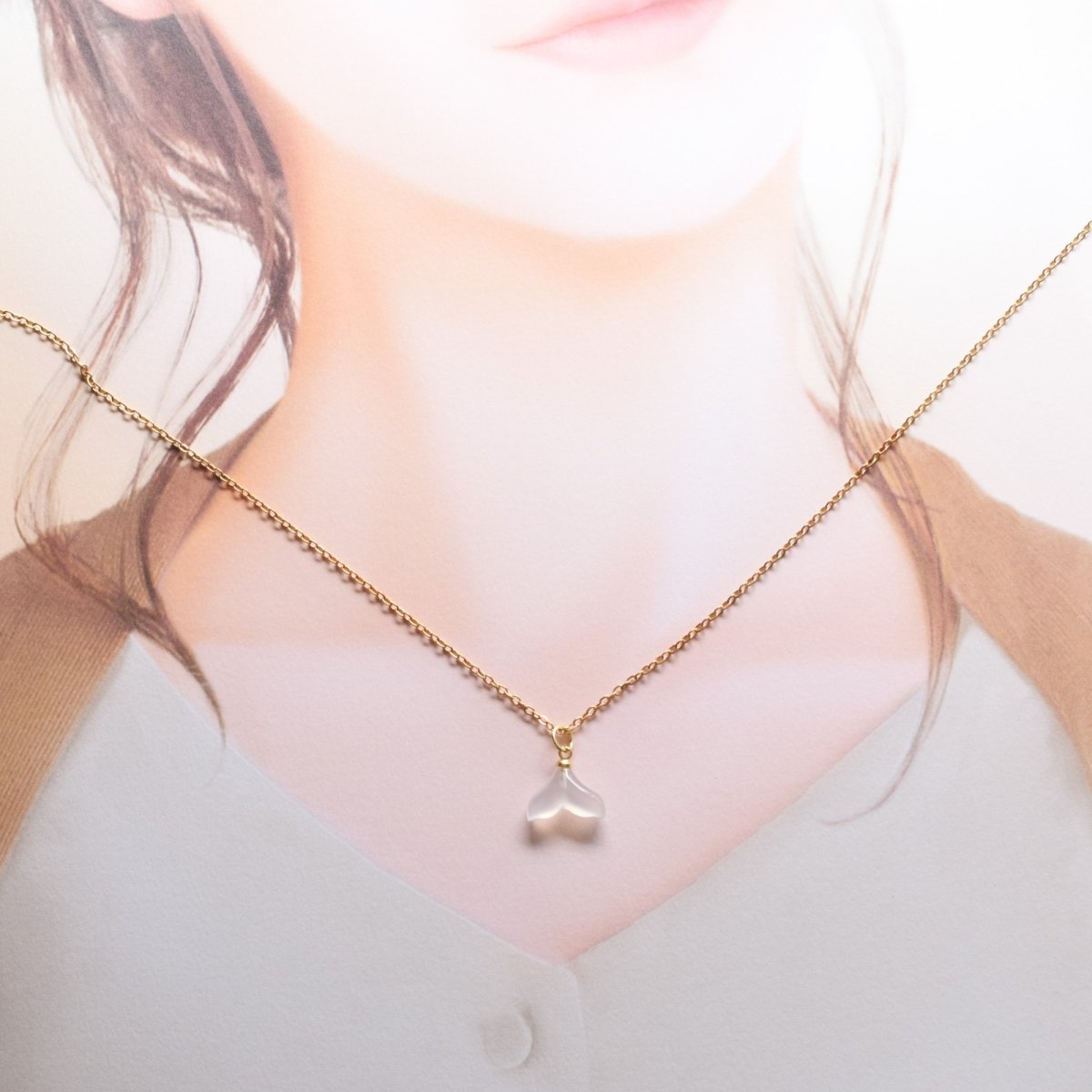 画像9: 夏の新作【ハワイの白鯨】ホエールテール　ホワイトカルセドニー　サージカルステンレス40cm/ペンダントトップ  (9)