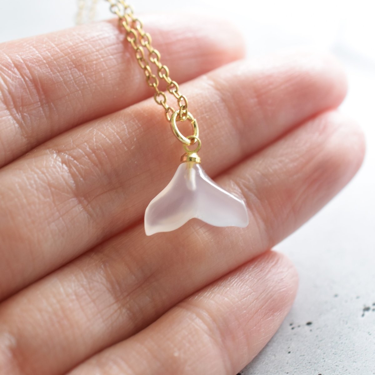 画像6: 夏の新作【ハワイの白鯨】ホエールテール　ホワイトカルセドニー　サージカルステンレス40cm/ペンダントトップ  (6)