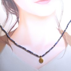 画像10: 夏の新作【汗をかく季節に♪】ソーダライト　メダイ　ショートネックレス　約41+5cm　サージカルステンレス金具  (10)