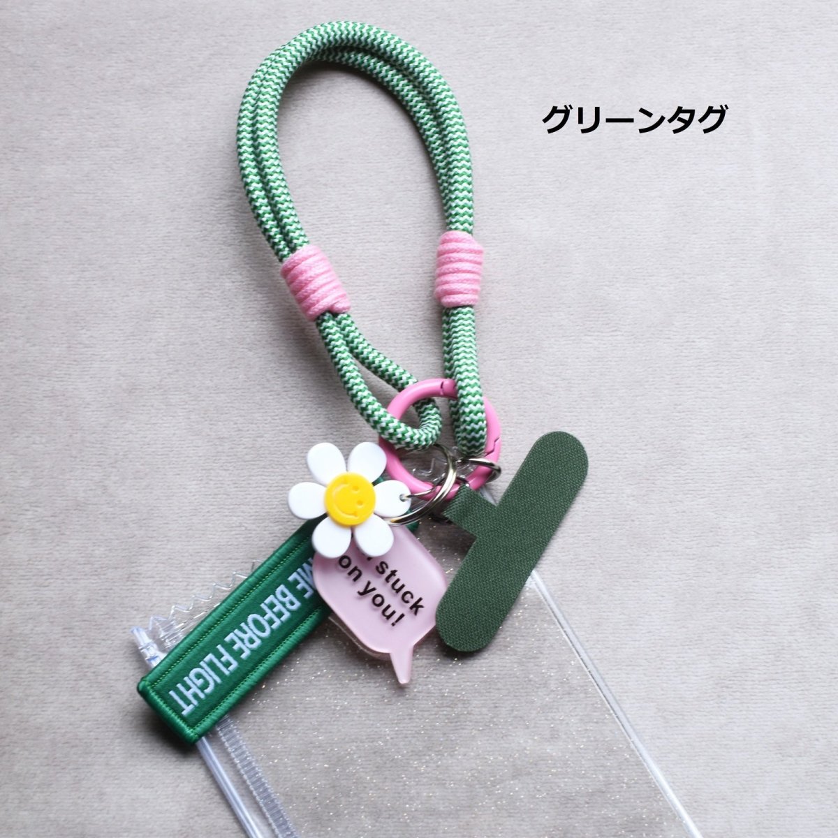 画像2: Creema特集掲載【選べる】スマイルデイジー ピンク×グリーン カラビナ バッグチャーム・カードホルダー・スマホ  (2)