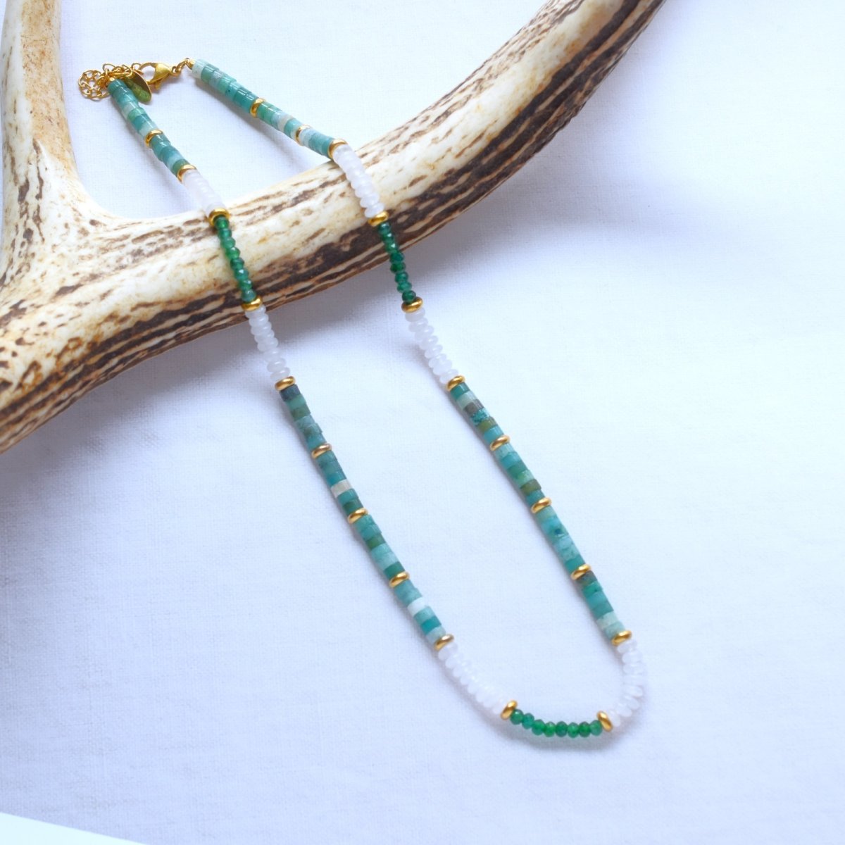 画像3: 夏の新作【汗をかく季節に♪】グリーンクォーツ　ショートネックレス　約42+5cm　サージカルステンレス金具  (3)