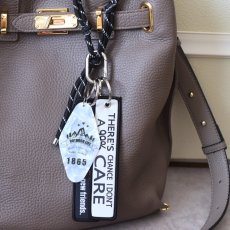 画像16: 新作入荷【限定・選べる】男女兼用！クラシックカラー　コード×アクリル　カラビナ　バッグチャーム  (16)