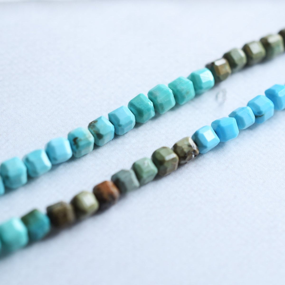 画像5: 夏の新作【汗をかく季節に♪】選べる　ターコイズ　ショートネックレス　サージカルステンレス金具　41+5cm  (5)