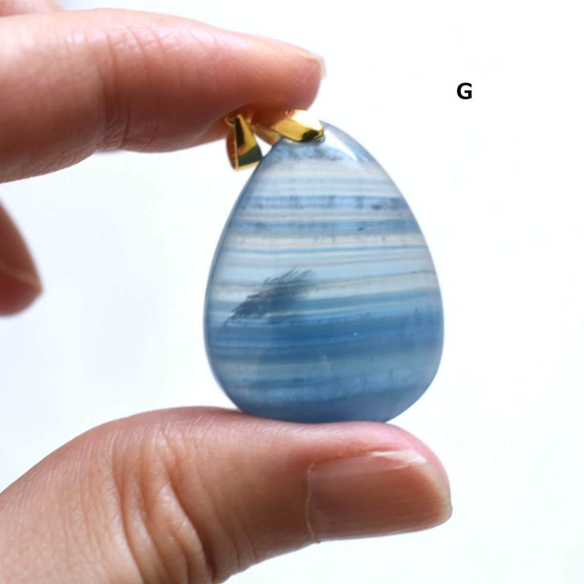 画像16: 夏の新作【選べる・1点もの】天然　デニムブルー　バンデッドカルサイト　革コードネックレス85cm  (16)