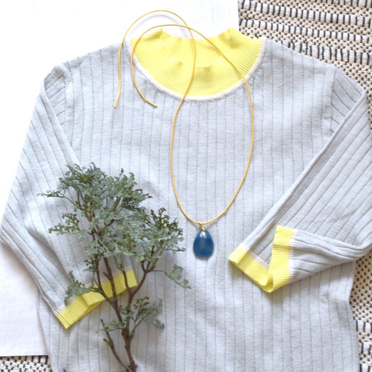 画像18: 夏の新作【選べる・1点もの】天然　デニムブルー　バンデッドカルサイト　革コードネックレス85cm  (18)