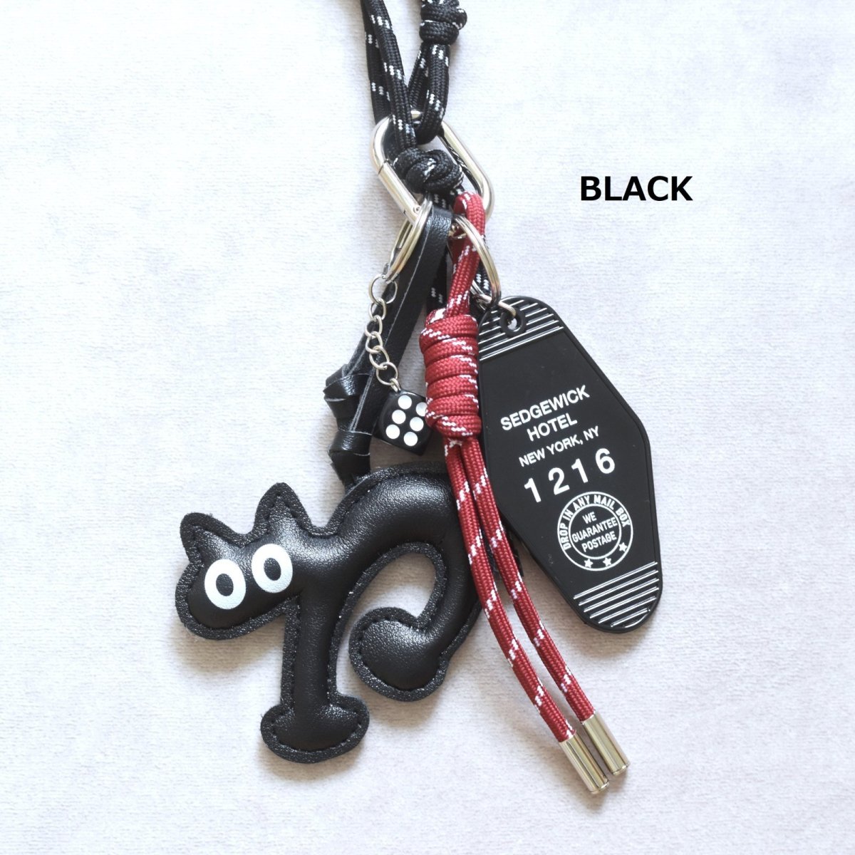 画像4: 夏の新作【限定数・選べる】にゃ！　おどろきネコ　ブラック系　ハンドストラップ・バッグチャーム  (4)
