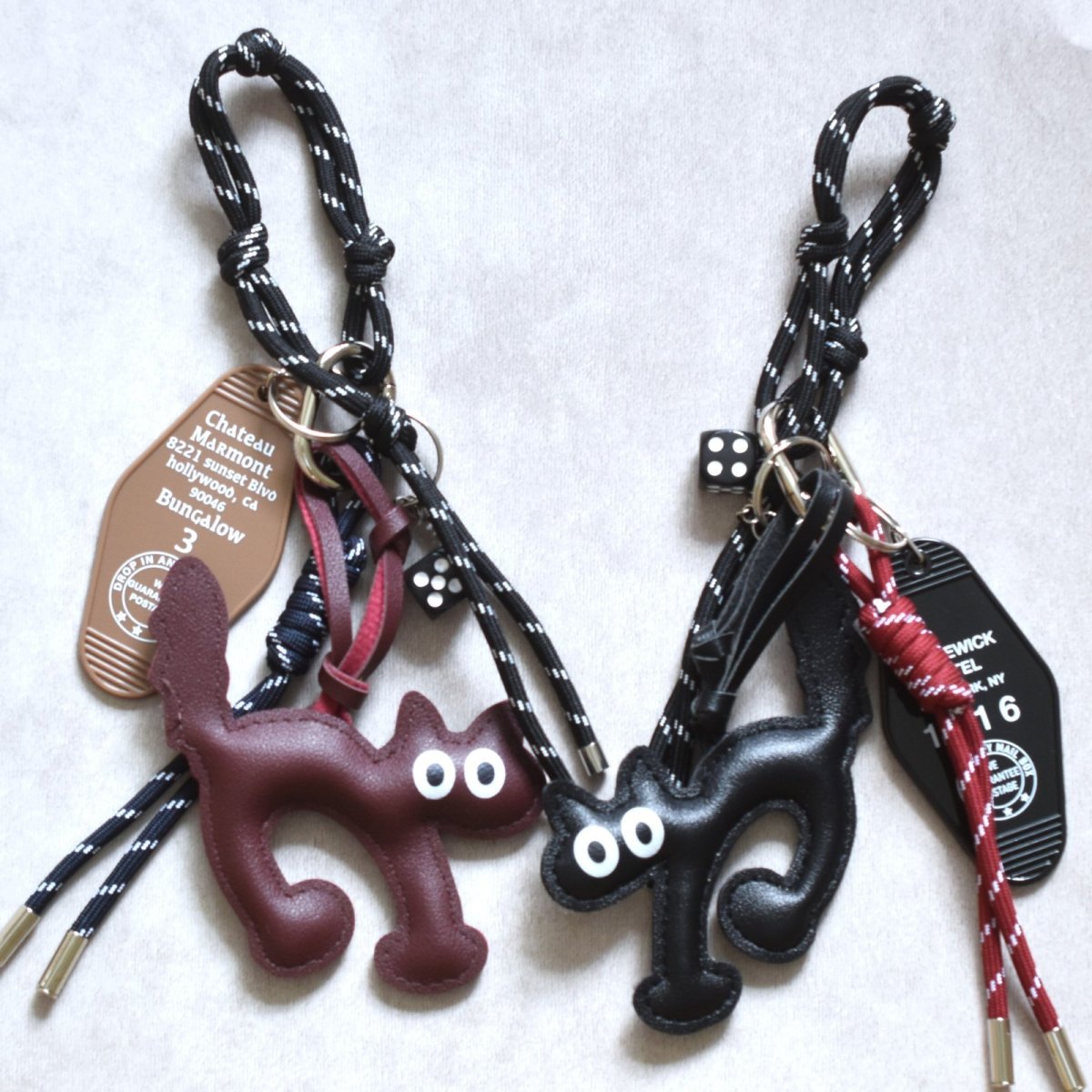 画像12: 夏の新作【限定数・選べる】にゃ！　おどろきネコ　ブラック系　ハンドストラップ・バッグチャーム  (12)