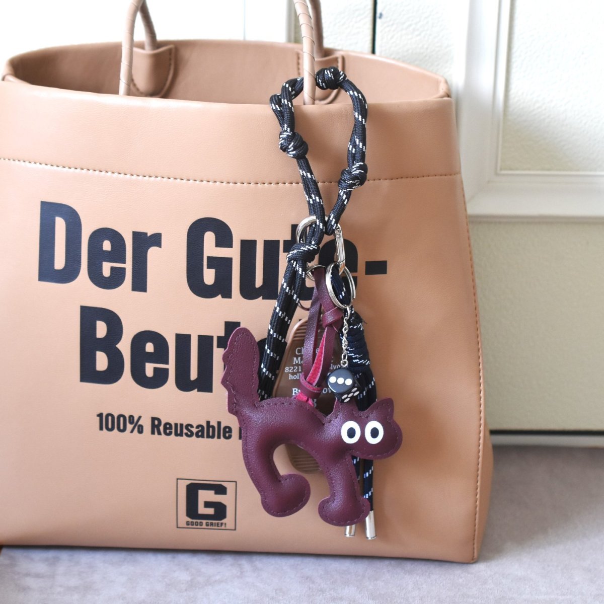 画像14: 夏の新作【限定数・選べる】にゃ！　おどろきネコ　ブラック系　ハンドストラップ・バッグチャーム  (14)